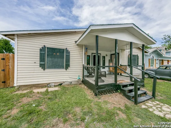 135 ALVAREZ PL, San Antonio, TX 78204
