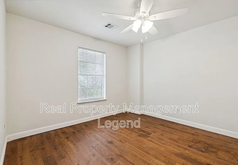5012 Boxwood Ln — Photo 22
