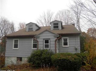 30 Neptune Ave, Moodus, CT 06469