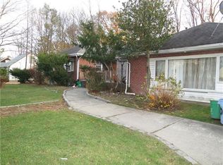 10 W Hickory St, Spring Valley, NY 10977