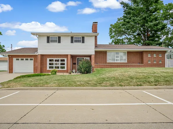 303 W Legion Ave, Columbia, IL 62236