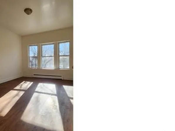 618 W Marquette Rd, Chicago, IL 60621