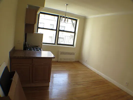 Rented by Glasser Realty LLC | media 12