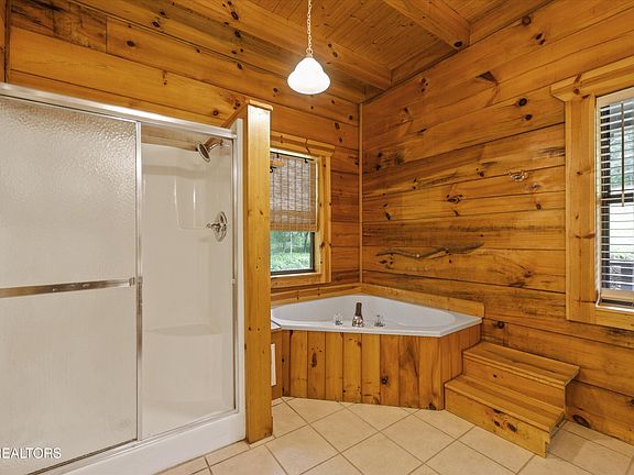 35th image of 610 Towee Falls Rd