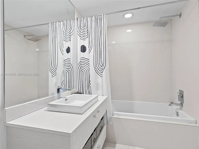 55 SW 9th St #1810 — Photo 27