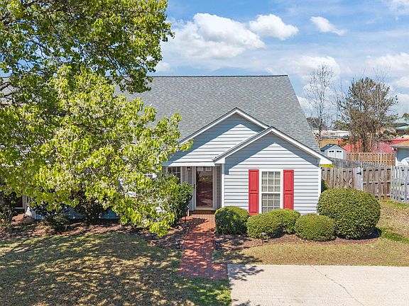 3rd image of 173 Emily Drive #B