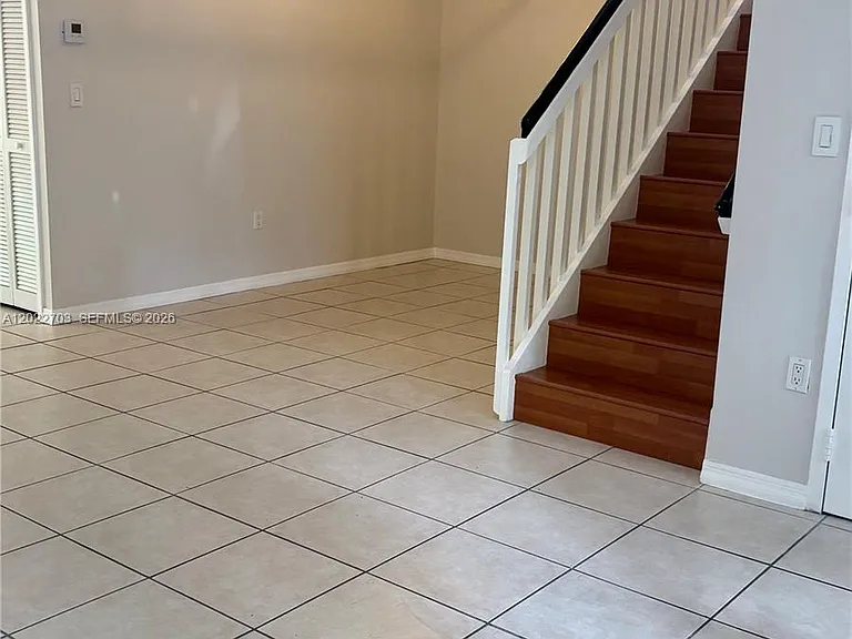 10190 SW 88th St #507 — Photo 5