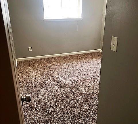 5th image of 4040 McGee St #4