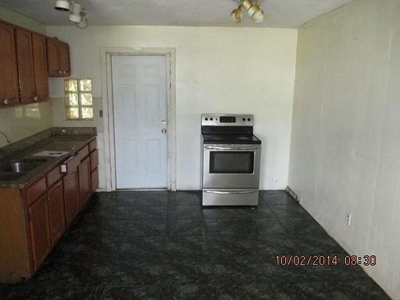 5th image of 2345 Seminole Blvd