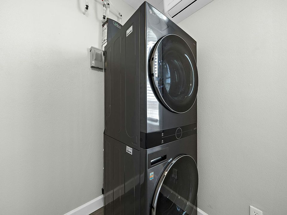 washer / dryer