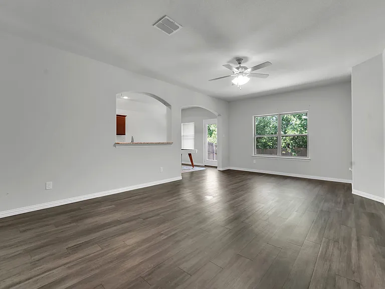 5165 Glen Eden Dr — Photo 4