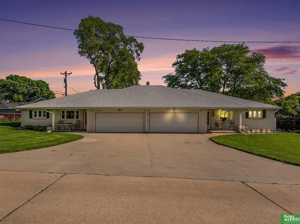 10754/10756 Spring St, Omaha, NE 68124