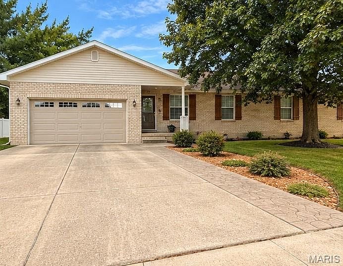 1st image of 720-722 Brittany Ct