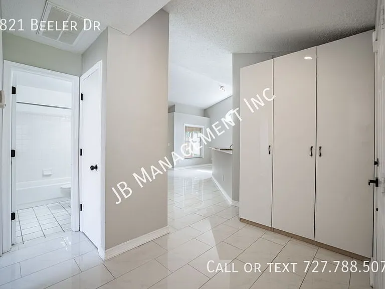 8821 Beeler Dr — Photo 6