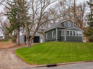 205 E Division St, Colfax, IA 50054