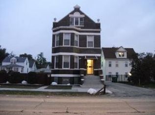 2636 S Ridgeland Ave, Chicago, IL 60402