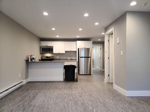 17 Carson St APT 2B
