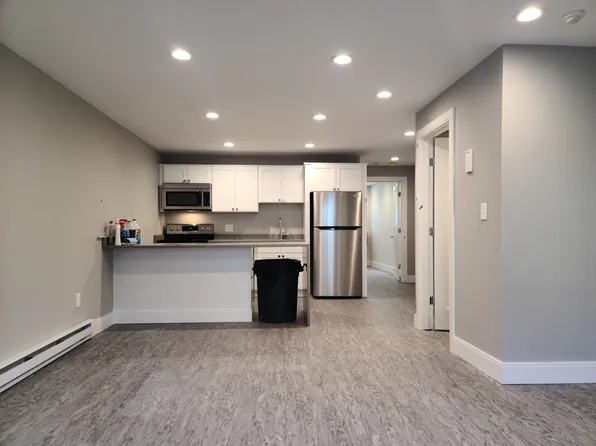 17 Carson St APT 2B, Boston, MA 02125