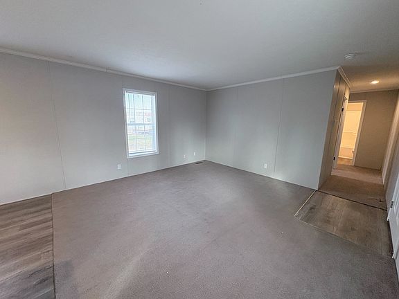 5th image of 10694 E State Rte #762-50B