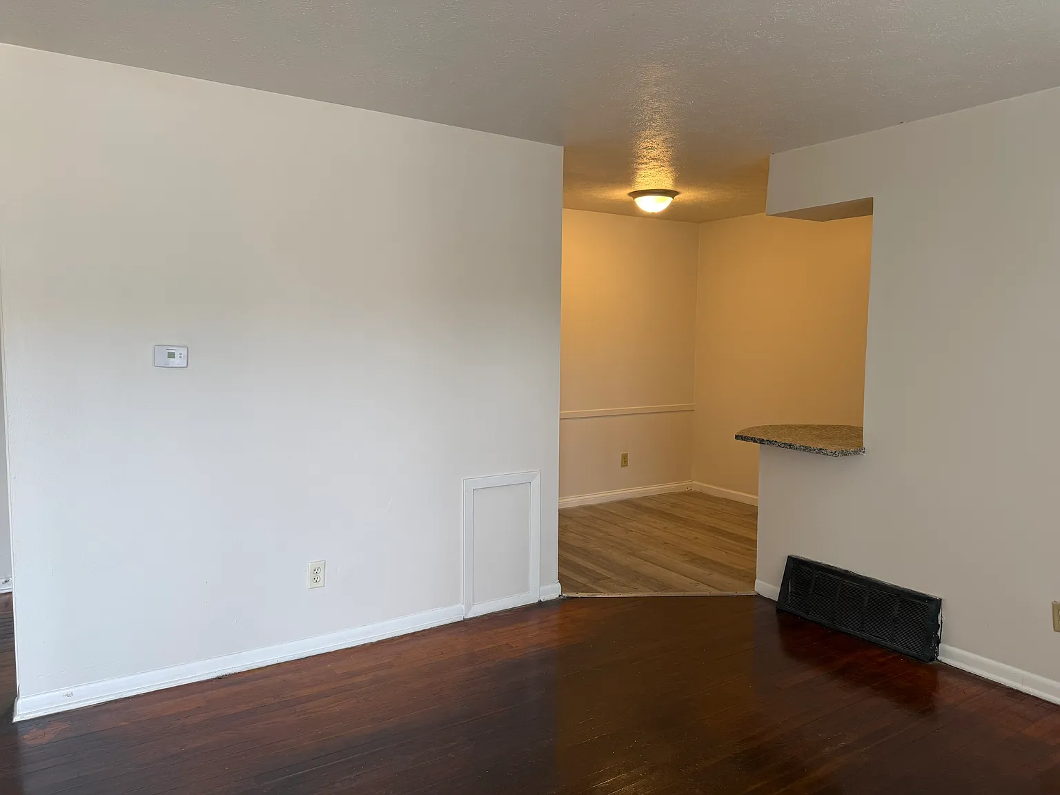 1 bed, $895 — Photo 2
