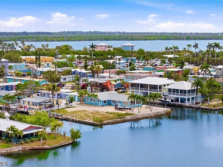 2669 Coco Plum Dr — Photo 43