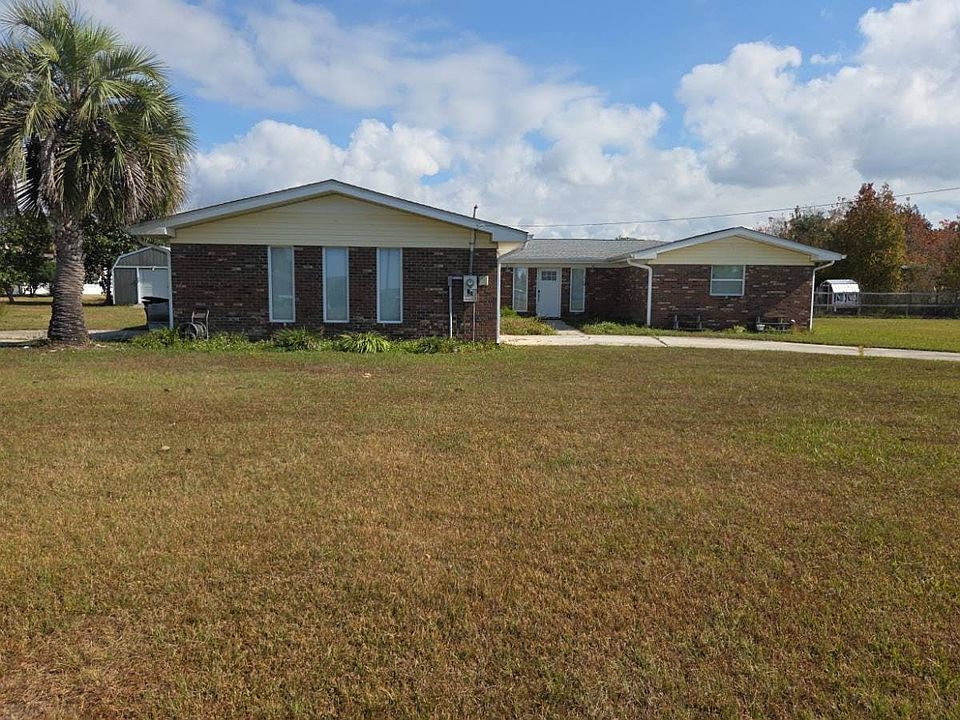1st image of 837 Plantation Dr