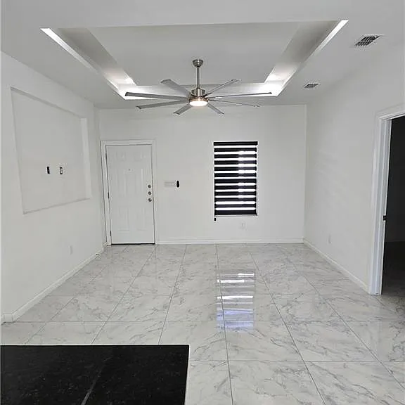 918 N Woodson Ave #3 — Photo 4