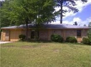 8167 Huntington Dr, Jonesboro, GA 30238