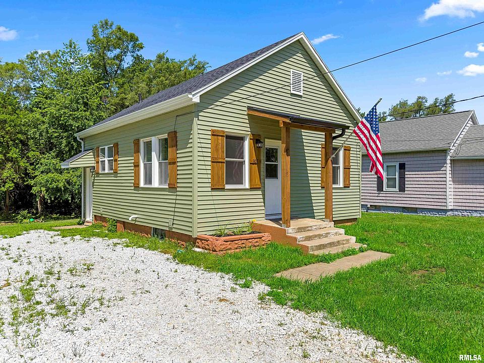 1st image of 301 Reservoir Rd