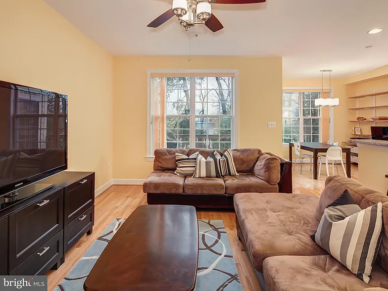 2958 Thompson Park Ln — Photo 12