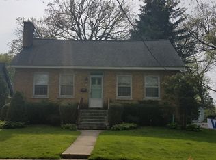 1120 Church St, Glenview, IL 60025