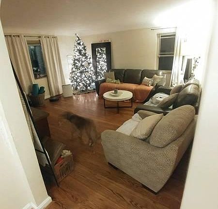 Large Living room with closet