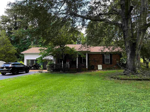 114 Adams Ext, Selmer, TN 38375