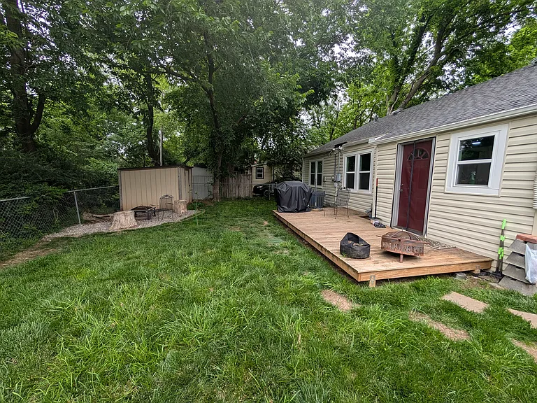 101 Maple Ln — Photo 23