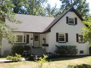 301 Dorchester Rd, Pasadena, MD 21122