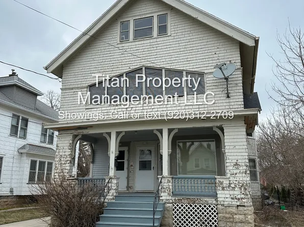 126 W 12th Ave, Oshkosh, WI 54902
