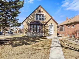 2877 S 43rd St, Milwaukee, WI 53219