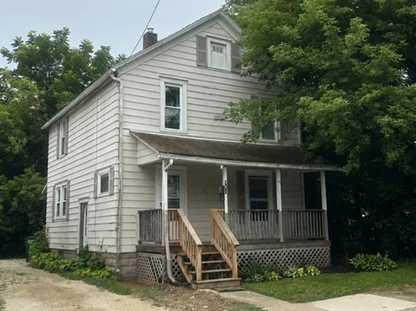 980 Shannon Ave, Barberton, OH 44203