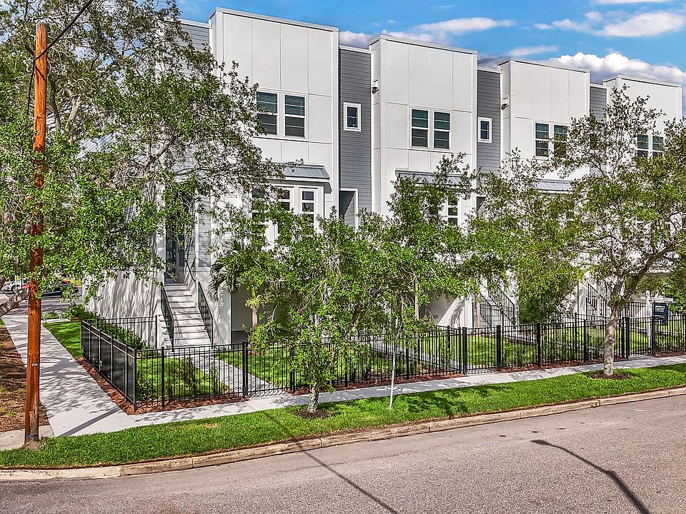 1st image of 203 Danube Ave #1