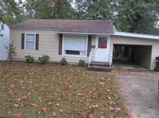 303 State St, Henryetta, OK 74437