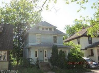 714 Stuart Ave, Kalamazoo, MI 49007