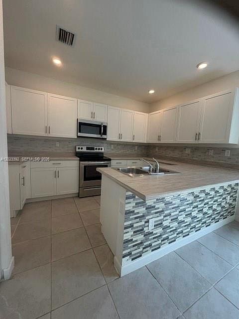 1st image of 1886 SE 26th Rd #1886