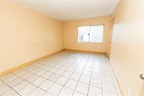 4th image of 2114 NW 58th Avenue #23C
