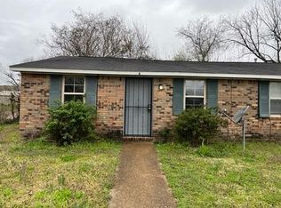 225 N Tipton St #A, Covington, TN 38019