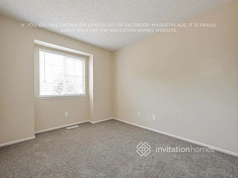 9636 Lameria Dr — Photo 15