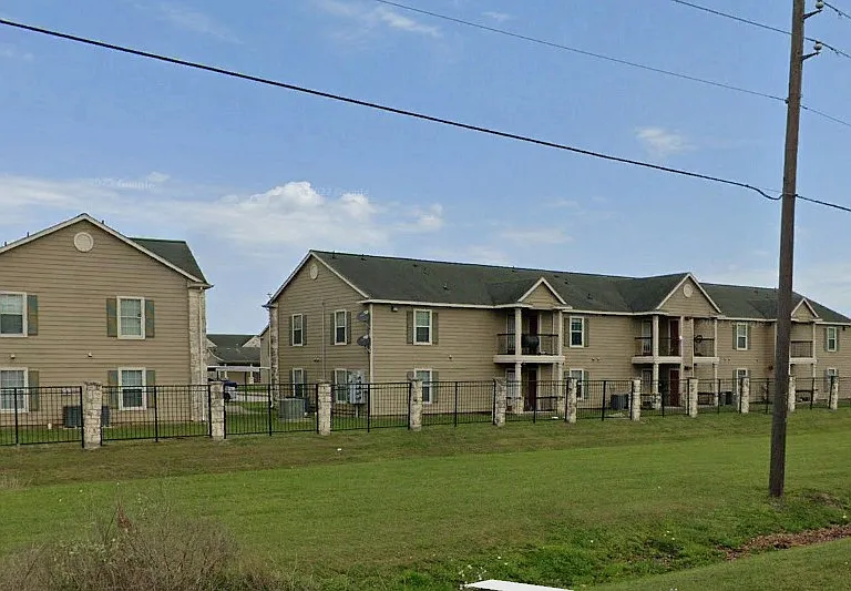 Bay Ranch Apartments — Photo 6