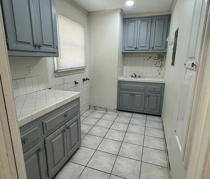 148 W Magna Vista Ave — Photo 24