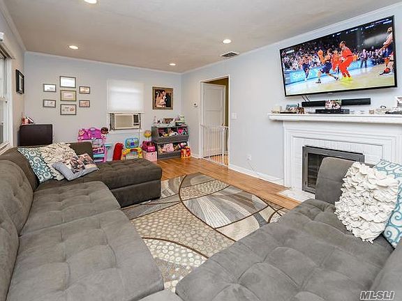 4th image of 21 Cherrytree Ln