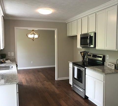 4th image of 7628 Gracemont Blvd