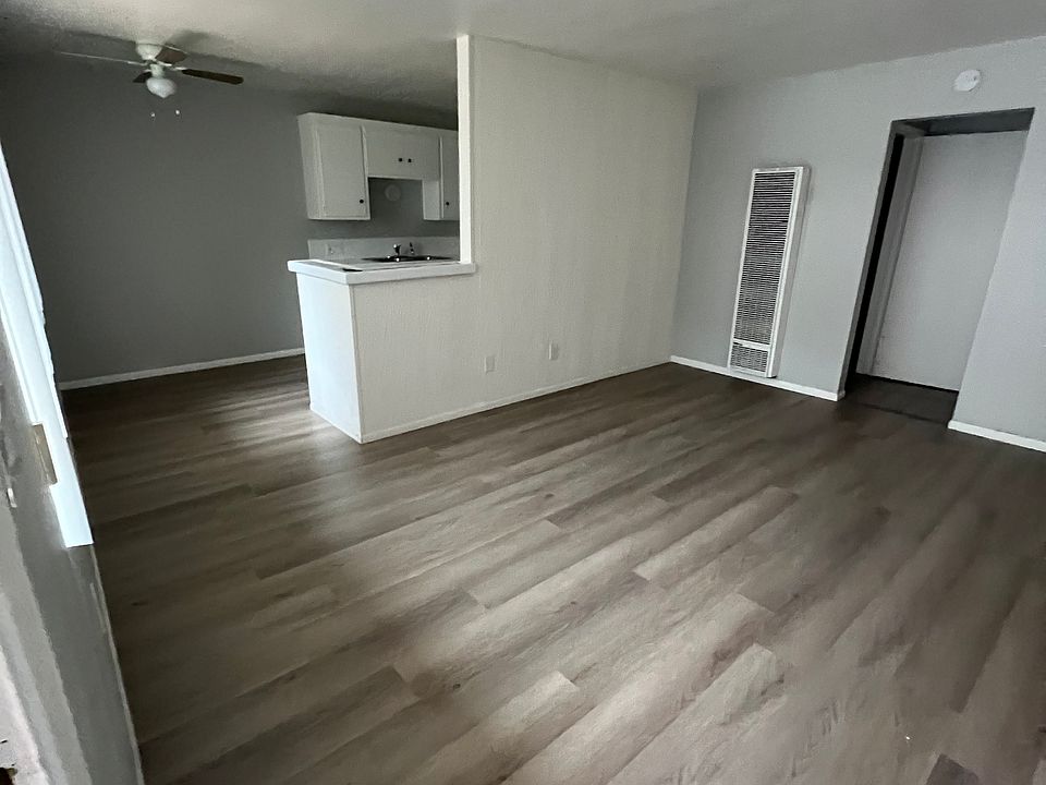 1st image of 4241 51st St